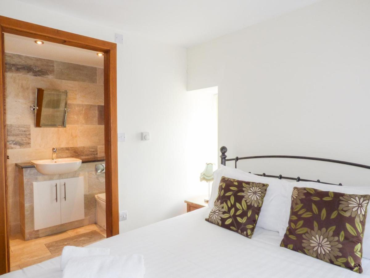 Ghyll Bank Byre Villa Стейвли Екстериор снимка